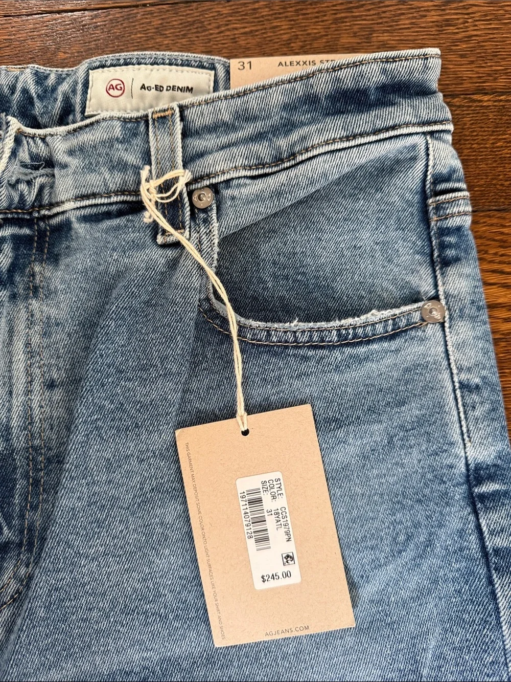 AG Jeans Alexxis Straight, NWT, 31